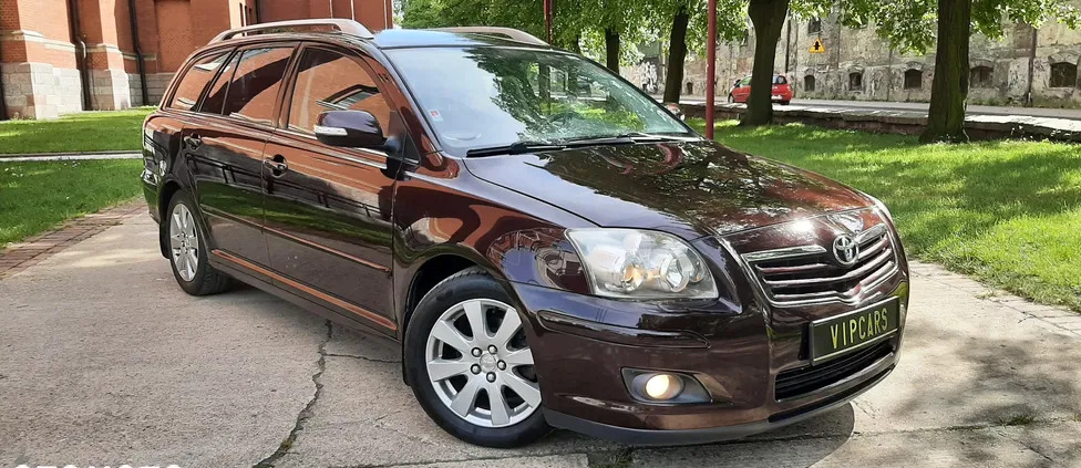 samochody osobowe Toyota Avensis cena 19999 przebieg: 220000, rok produkcji 2008 z Złocieniec